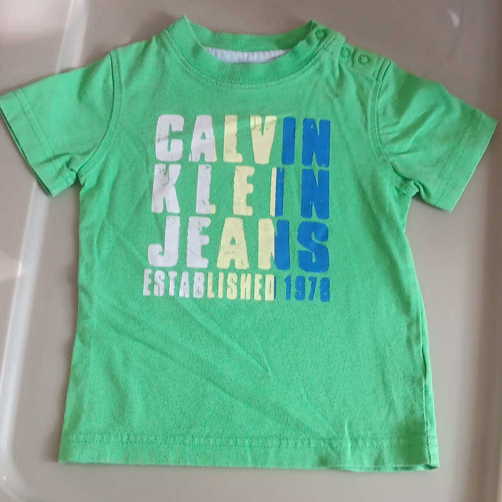 Calvin Klein tee-shirt